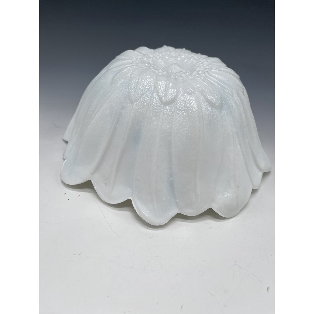 1950s Milk Glass Lily Pons Bowl Indiana Glass Co.‎ 7"